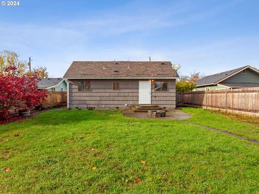 1122  9th Ave, Longview, WA 98632