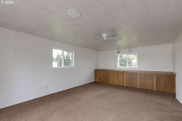 32900 NW Pekin Ferry Rd, Ridgefield, WA 98642