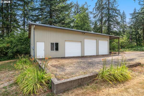 24818 NE 153rd St, Brush Prairie, WA 98606