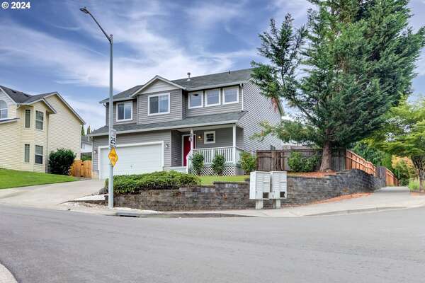 14812 NW 19th Ave, Vancouver, WA 98685