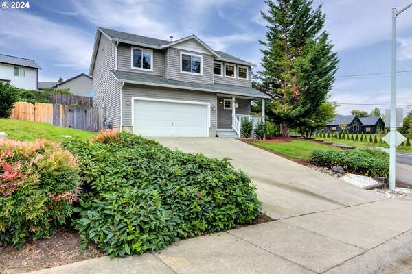 14812 NW 19th Ave, Vancouver, WA 98685