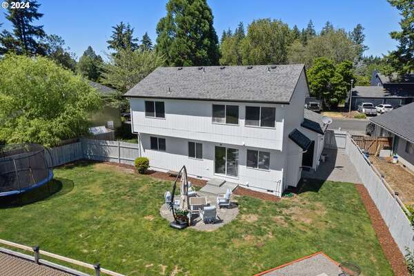 15305 NE 6th St, Vancouver, WA 98684