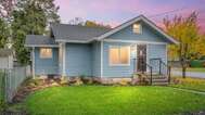 1010 S 7th Ave, Kelso, WA 98626