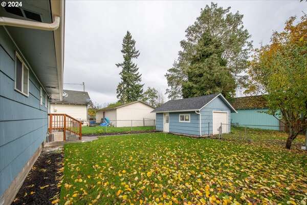 1010 S 7th Ave, Kelso, WA 98626