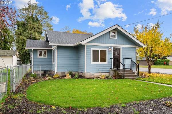 1010 S 7th Ave, Kelso, WA 98626