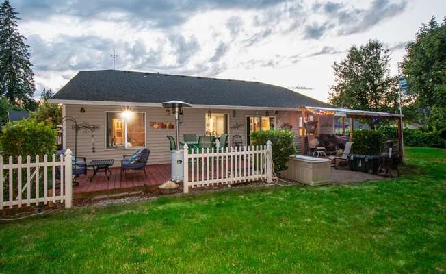 307 W 3rd Ct, La Center, WA 98629