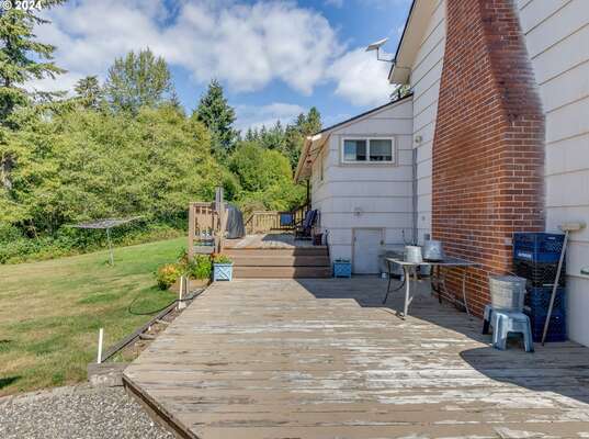 1717  Holcomb Rd, Kelso, WA 98626