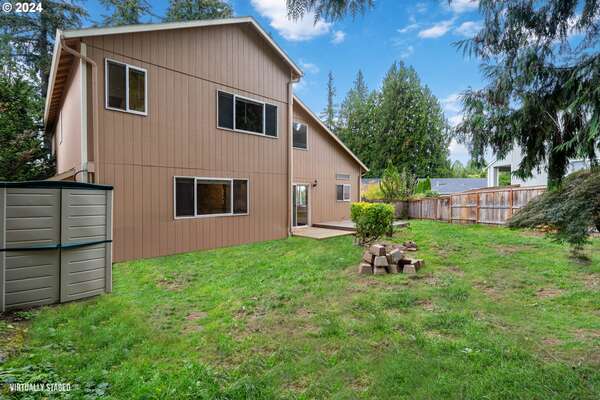 8425 NE 16th St, Vancouver, WA 98664