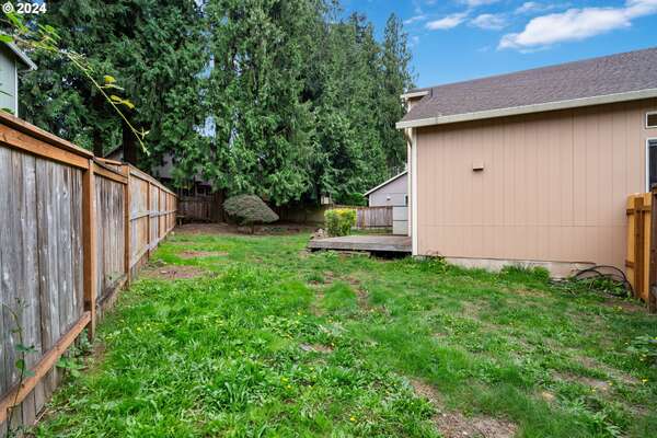 8425 NE 16th St, Vancouver, WA 98664