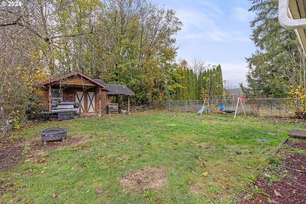 106 W Jones St, Yacolt, WA 98675