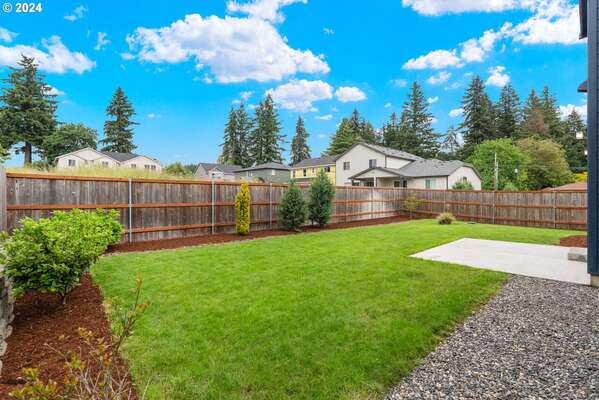 5806 NE 45th St, Vancouver, WA 98661