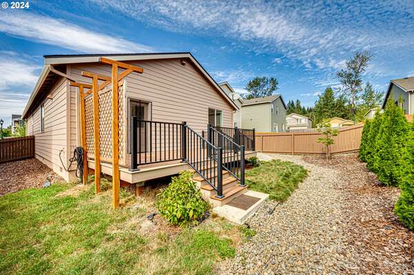 1419 W 16th Cir, La Center, WA 98629