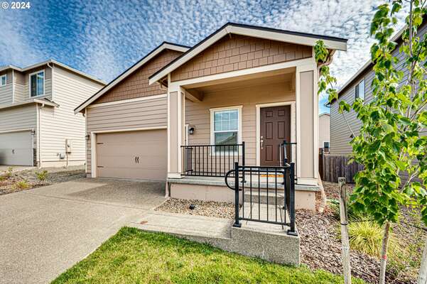 1419 W 16th Cir, La Center, WA 98629