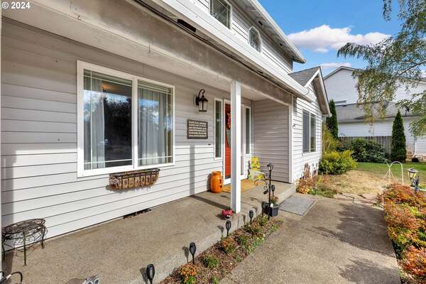 408 E Wilson St, Yacolt, WA 98675