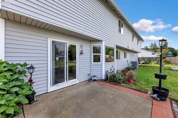 408 E Wilson St, Yacolt, WA 98675