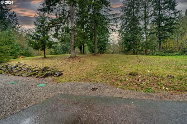 13517 NE Vinemaple Rd, Brush Prairie, WA 98606