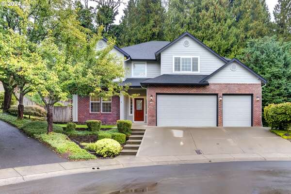 912 N 7th Cir, Ridgefield, WA 98642