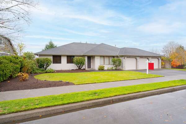 13301 SE Angus St, Vancouver, WA 98683