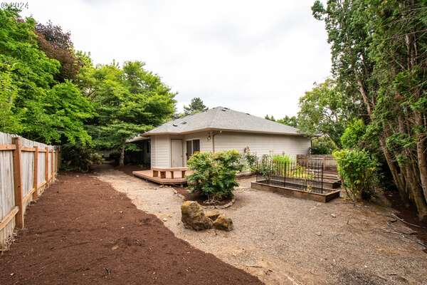 14604 SE 29th St, Vancouver, WA 98683