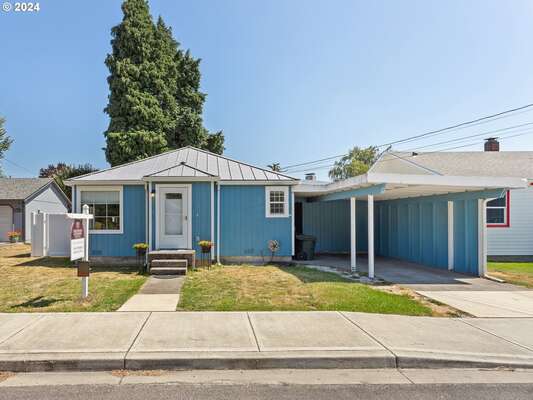 766  Hoffman St, Woodland, WA 98674