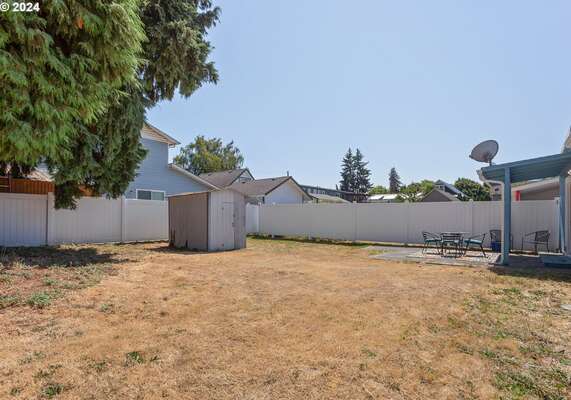 766  Hoffman St, Woodland, WA 98674