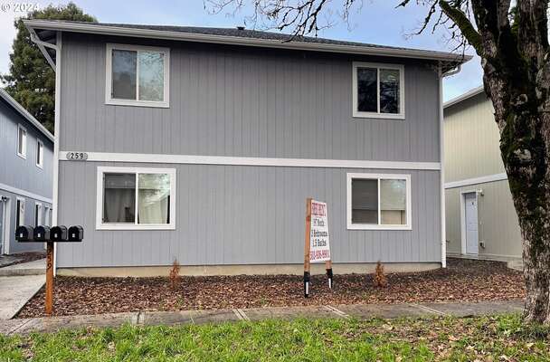 285  22nd Ave, Longview, WA 98632