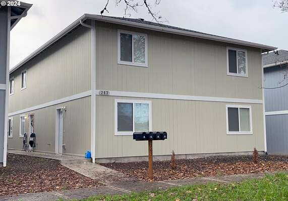 285  22nd Ave, Longview, WA 98632