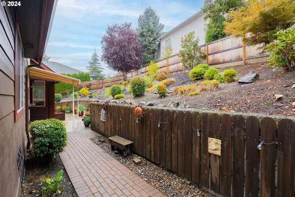 3012 NE 141st St, Vancouver, WA 98686