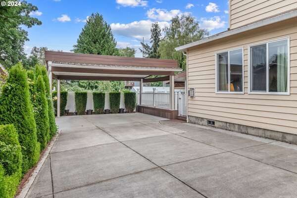 5916 NE 65th Ct, Vancouver, WA 98661