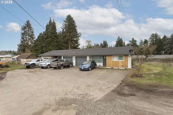 3937 E 18th St, Vancouver, WA 98661