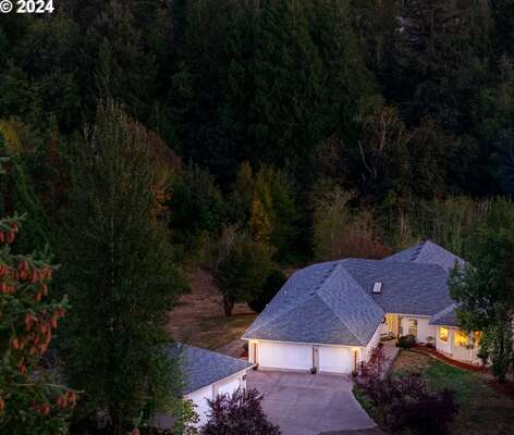 721 NW 352nd Cir, La Center, WA 98629