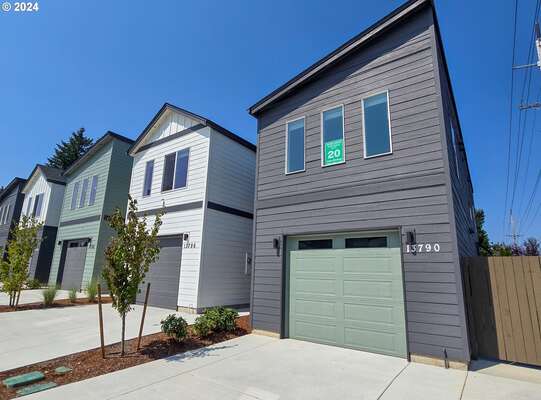 13790 NE 20th Cir, Vancouver, WA 98684