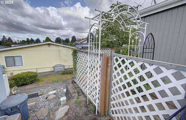 17401 SE 39th St #68, Vancouver, WA 98683