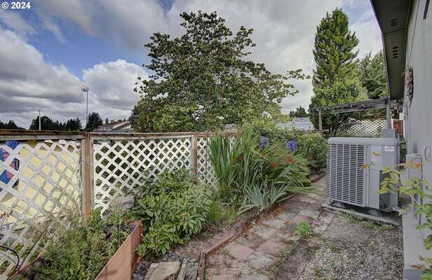 17401 SE 39th St #68, Vancouver, WA 98683