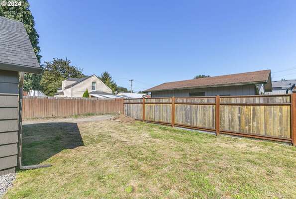 821 N Pacific Ave, Kelso, WA 98626