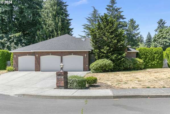 1914 SE 124th Ct, Vancouver, WA 98683