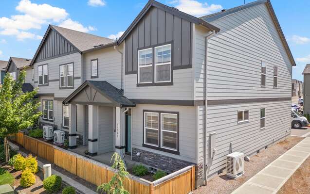 11501 NE 28th St, Vancouver, WA 98684