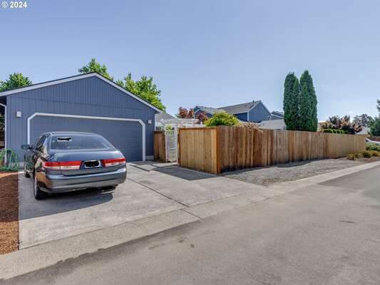 18216 SE 23rd St, Vancouver, WA 98683