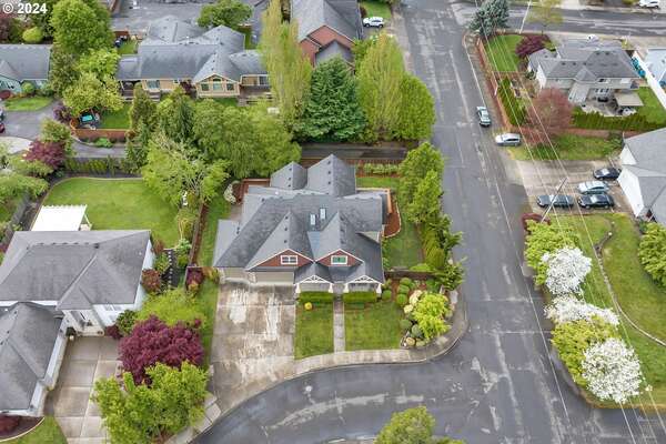 12608 NW 46th Ave, Vancouver, WA 98685