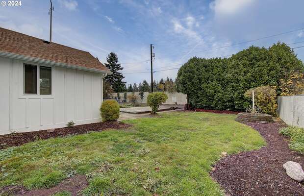 3205  I St, Vancouver, WA 98663