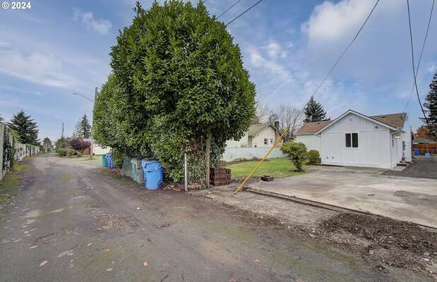 3205  I St, Vancouver, WA 98663