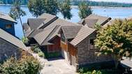 15421 SE Rivershore Dr, Vancouver, WA 98683