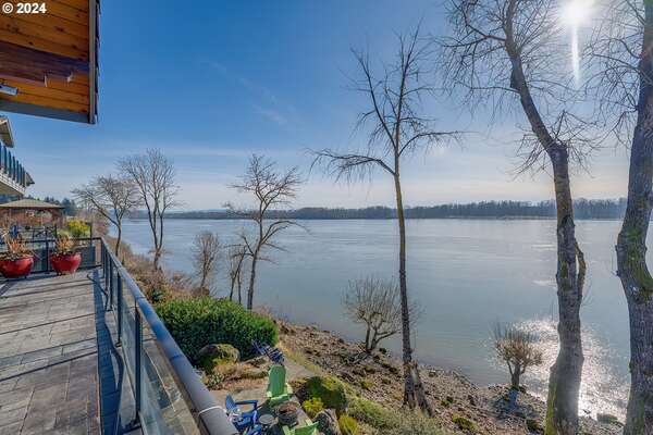 15421 SE Rivershore Dr, Vancouver, WA 98683