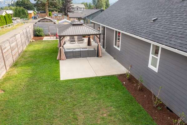 107 N Pine Ave, Yacolt, WA 98675