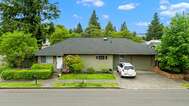 2702  Fairmount Ave, Vancouver, WA 98661