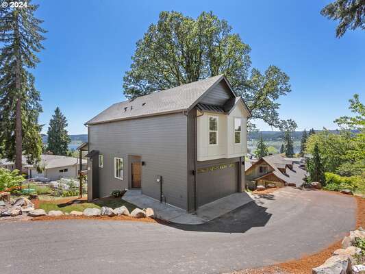 471  Taylor Rd, Kalama, WA 98625