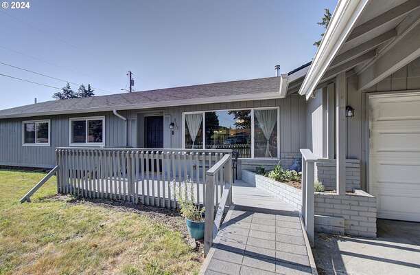 9513 NE 81st St, Vancouver, WA 98662