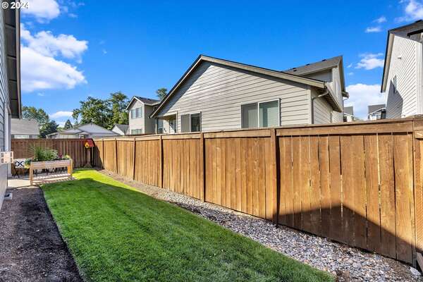 13706 NE 118th St, Brush Prairie, WA 98606