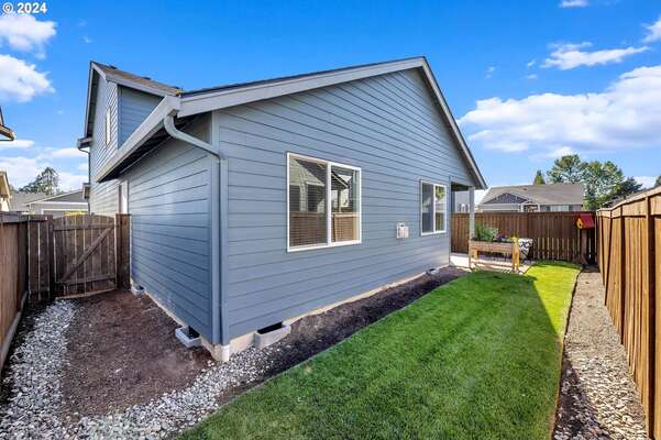 13706 NE 118th St, Brush Prairie, WA 98606