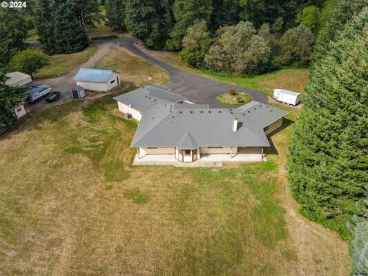 2835  Old Lewis River Rd, Woodland, WA 98674